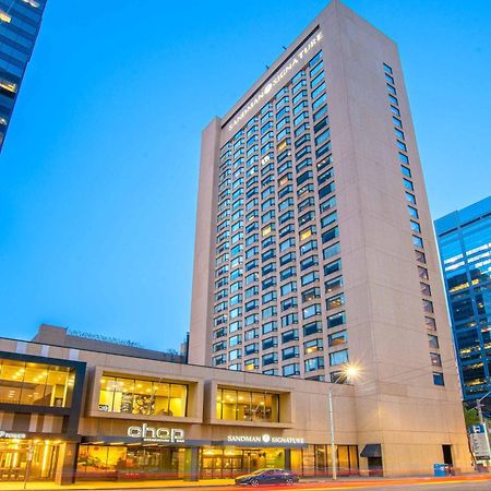 Sandman Signature Edmonton Downtown Hotel Esterno foto