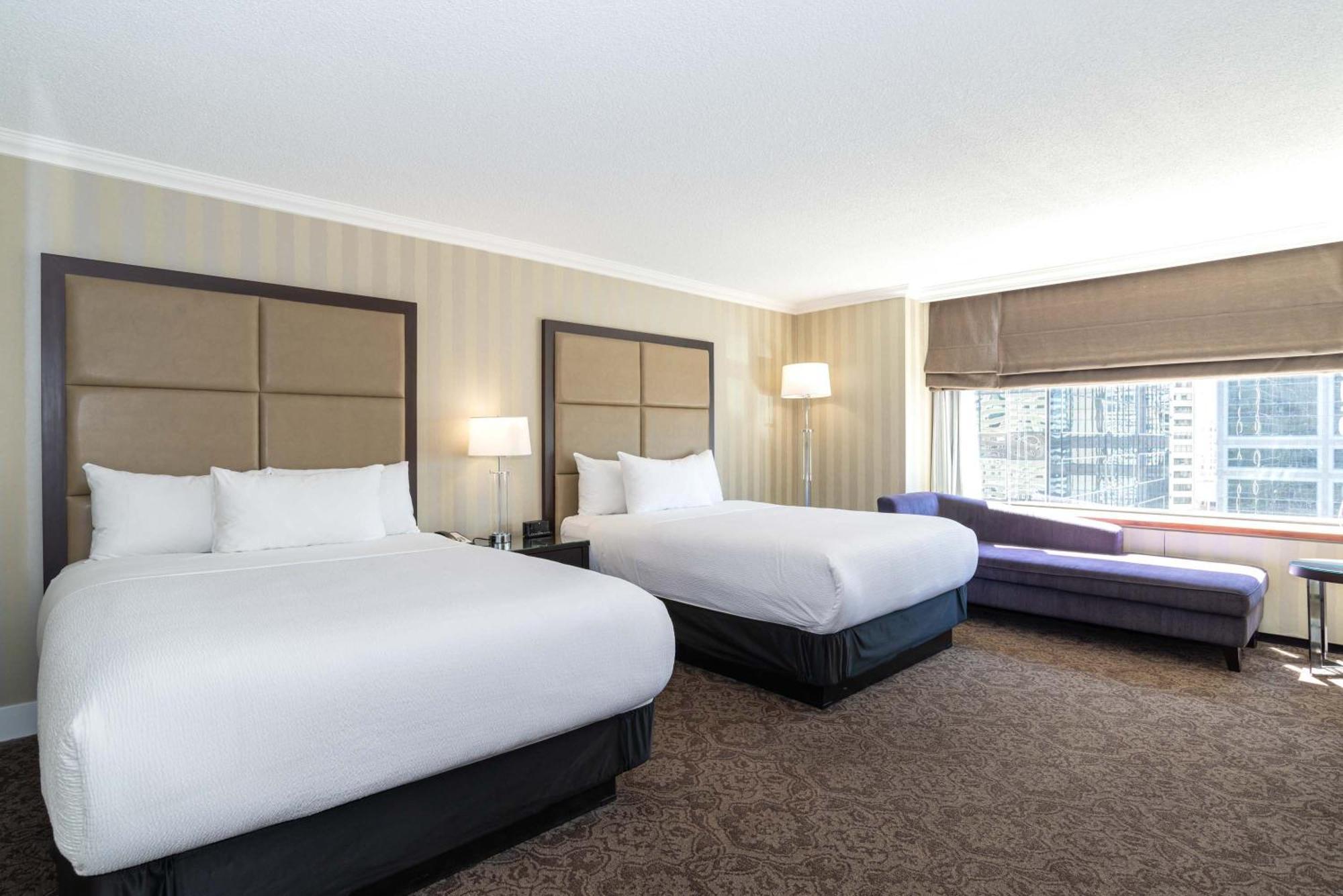 Sandman Signature Edmonton Downtown Hotel Esterno foto