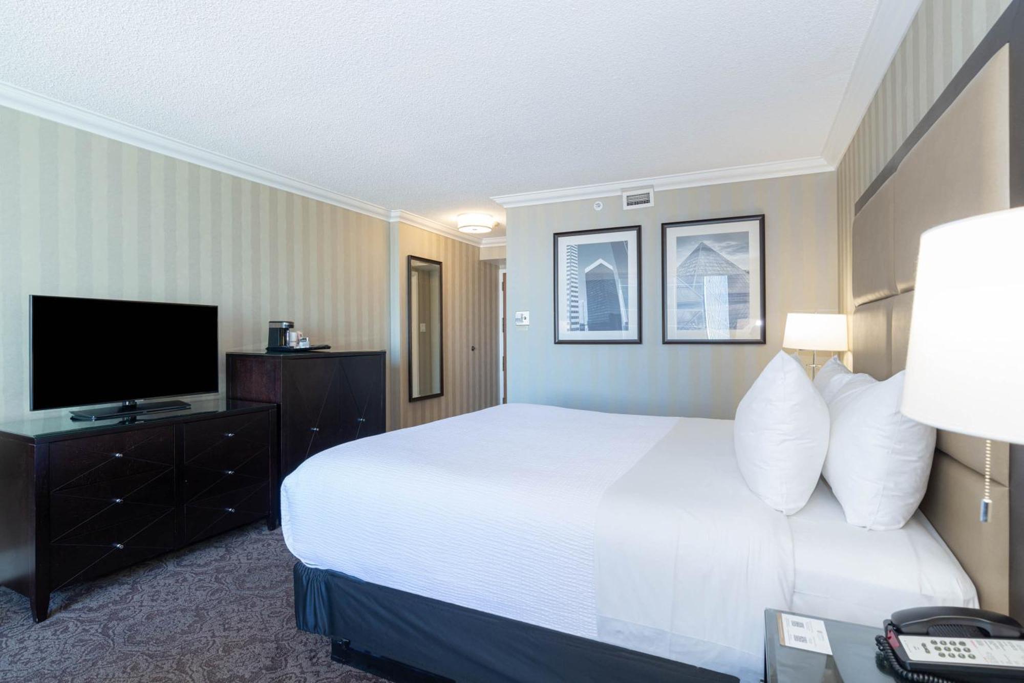 Sandman Signature Edmonton Downtown Hotel Esterno foto
