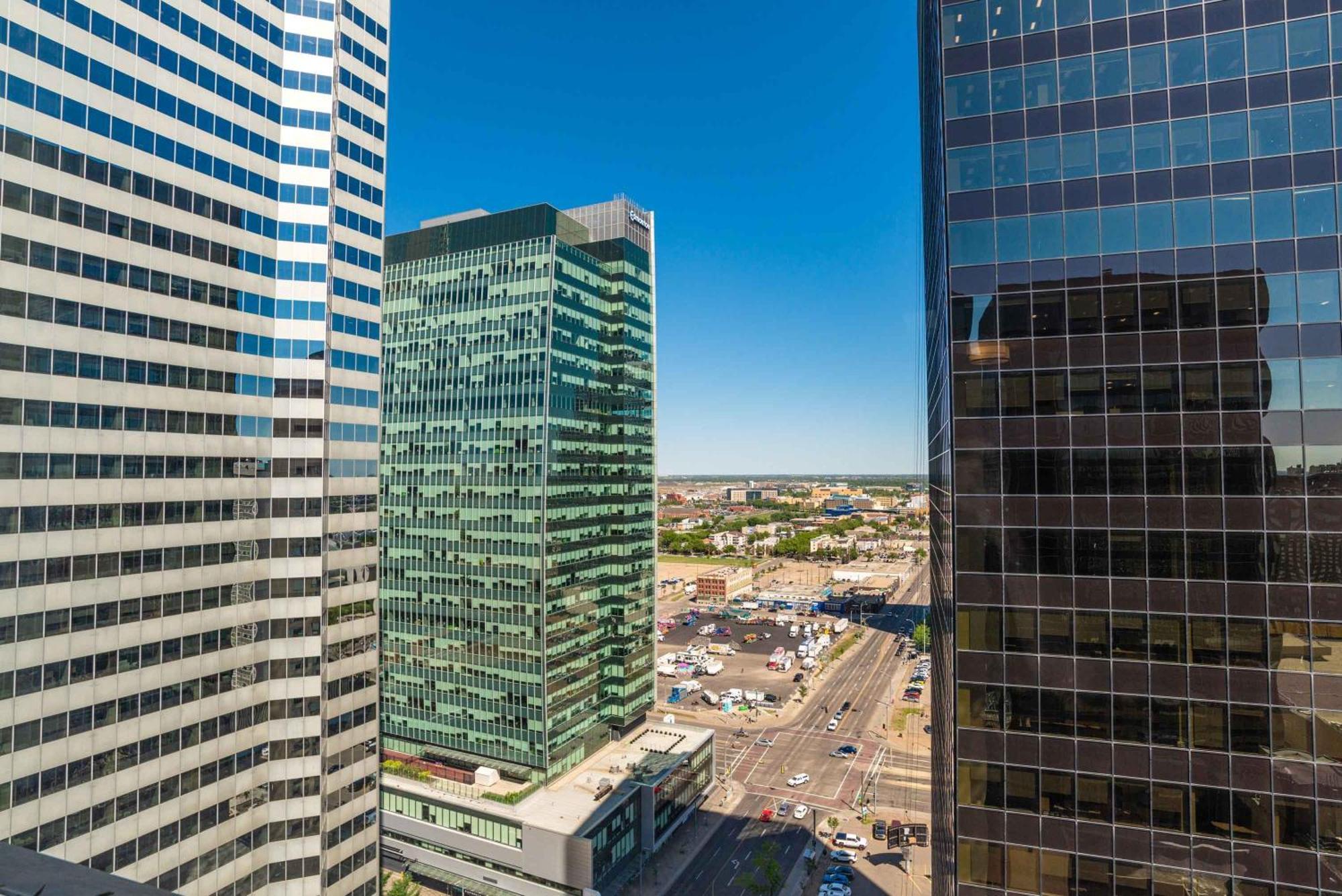 Sandman Signature Edmonton Downtown Hotel Esterno foto