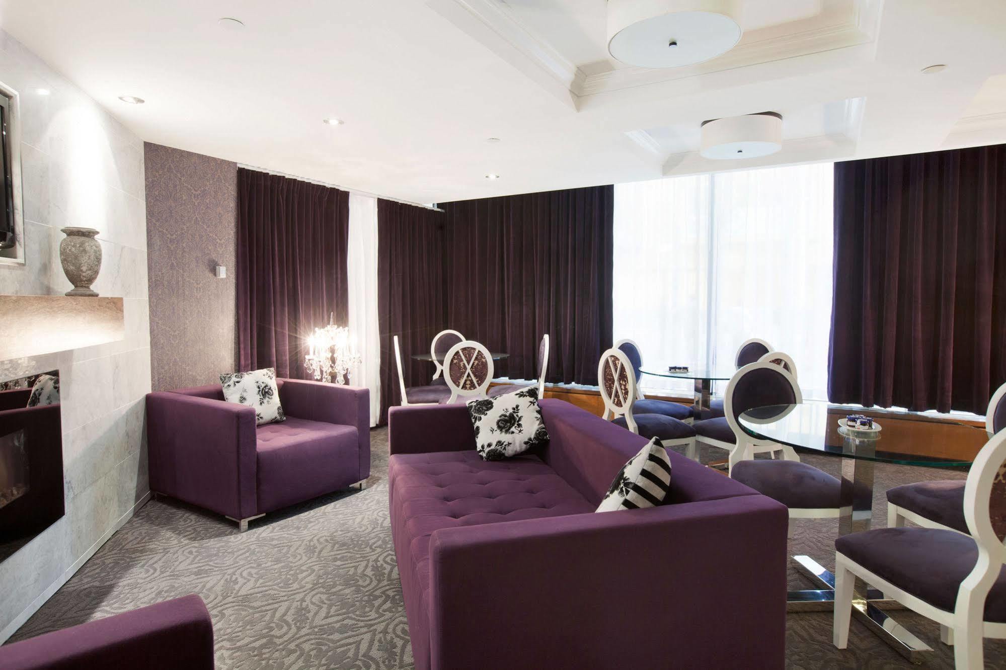Sandman Signature Edmonton Downtown Hotel Esterno foto